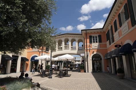 serravalle outlet sales 2020.